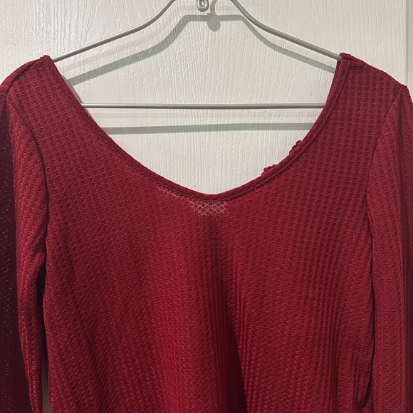 SHEIN Red Frenchy Lace Spliced Long Sleeve Waffle Top - Picture 5 of 10
